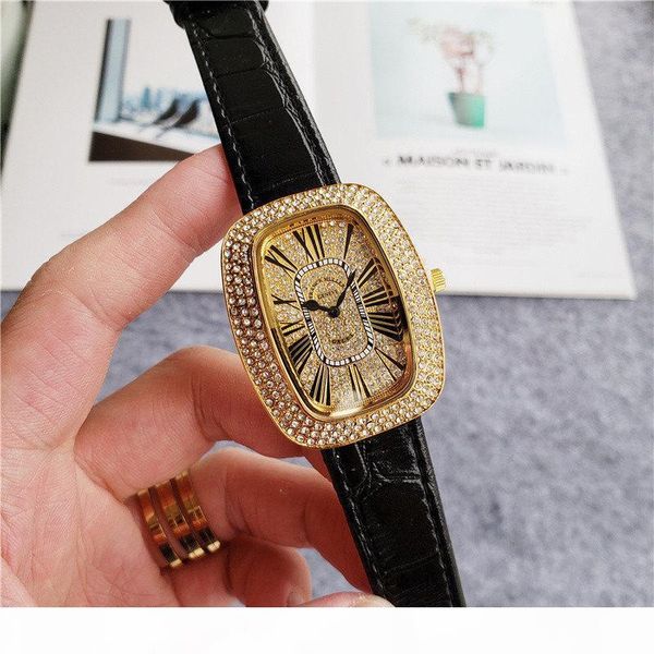 2020 rhinestone new classical 39mm full diamond shaped diamond watch women watch new fashion rhinestones quartz watch orologio, Slivery;brown
2020 rhinestone new classical 39mm full diamond shaped diamond watch women watch new fashion rhinestones quartz watch orologio, Slivery;brown