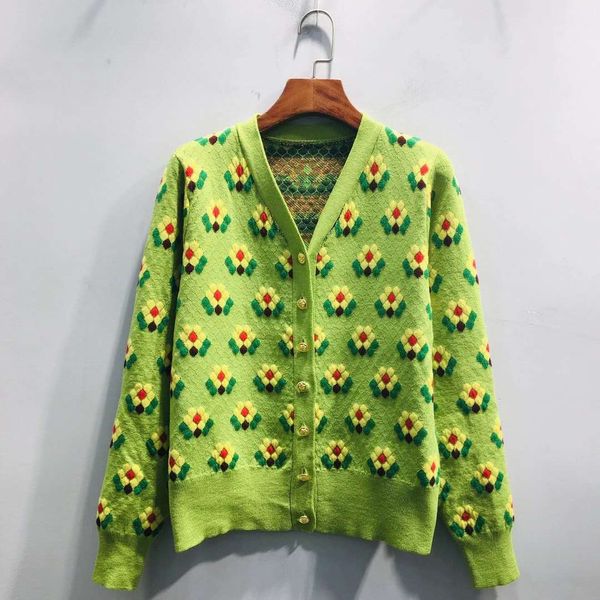 712 2020 brand same style regular v neck long sleeve kint sweater sweater green pink yellow black qian, White
712 2020 brand same style regular v neck long sleeve kint sweater sweater green pink yellow black qian, White