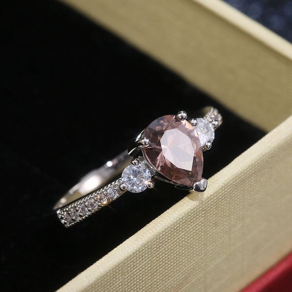 s1586 fashion jewelry engagement ring zircon exquisite classic ladies ring proposal rings, Silver
s1586 fashion jewelry engagement ring zircon exquisite classic ladies ring proposal rings, Silver