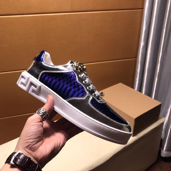 2020i high-end medusa leather low-casual trend men's shoes, stylish large size lace-up outdoor sports running shoes, size: 38-451, Black
2020i high-end medusa leather low-casual trend men's shoes, stylish large size lace-up outdoor sports running shoes, size: 38-451, Black