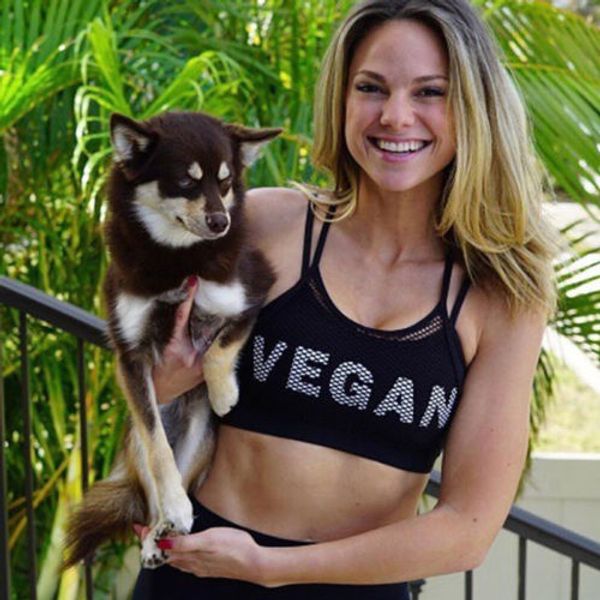 new stylish women mesh net running vests yoga gym workout vest crop sports for female, Black;blue
new stylish women mesh net running vests yoga gym workout vest crop sports for female, Black;blue