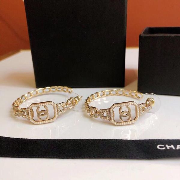 2020earrings luxury designer jewelry hoop earrings women brand lady fashion earrings gold silver gold earings jewelry, Golden;silver
2020earrings luxury designer jewelry hoop earrings women brand lady fashion earrings gold silver gold earings jewelry, Golden;silver