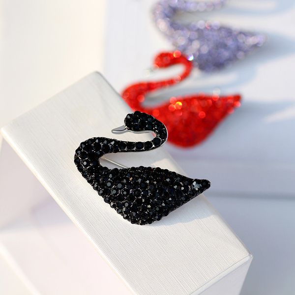 european and american red and black swan crystal brooch