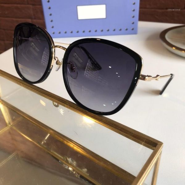 fashion brand sunglasses sunglasses lady outdoor sun glasses with box size:56-19-145 4 colors1, White;black
fashion brand sunglasses sunglasses lady outdoor sun glasses with box size:56-19-145 4 colors1, White;black