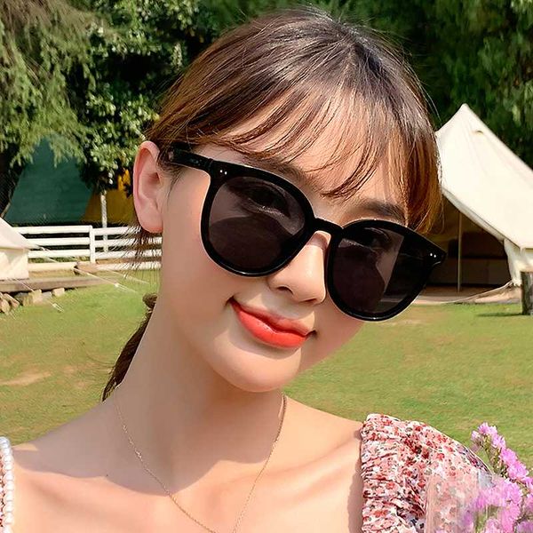 parzin fashion women sunglasses sunshade women's glasses round driving sun glasses lunette soleil femme, White;black
parzin fashion women sunglasses sunshade women's glasses round driving sun glasses lunette soleil femme, White;black