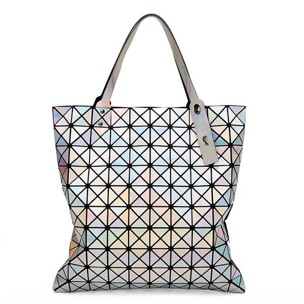 sanzhai same 2019 new geometric hand shoulder laser diamond folding women's large capacity 10x 10 shoulder bag hand bag
sanzhai same 2019 new geometric hand shoulder laser diamond folding women's large capacity 10x 10 shoulder bag hand bag