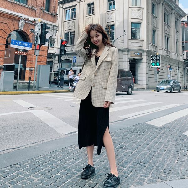 2020 autumn new online red plaid small fragrance style jacket small suit jacket women's casual korean style loose suit, White;black
2020 autumn new online red plaid small fragrance style jacket small suit jacket women's casual korean style loose suit, White;black
