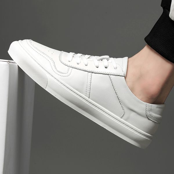 shoe sneaker leather breathable winter men sneaker casual men designer boots causal man sports 2020 mens fashion casual sale, Black
shoe sneaker leather breathable winter men sneaker casual men designer boots causal man sports 2020 mens fashion casual sale, Black