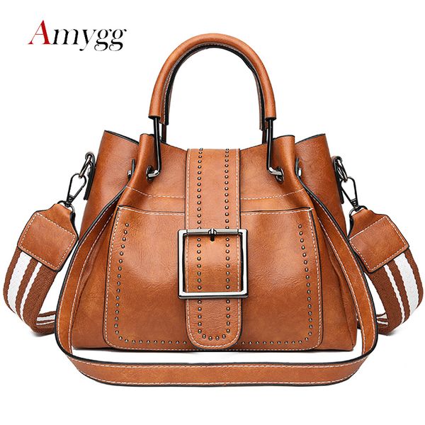 2020 vintage rivets women messenger bags handle bags belt decoration shoulder bag tote bag
2020 vintage rivets women messenger bags handle bags belt decoration shoulder bag tote bag