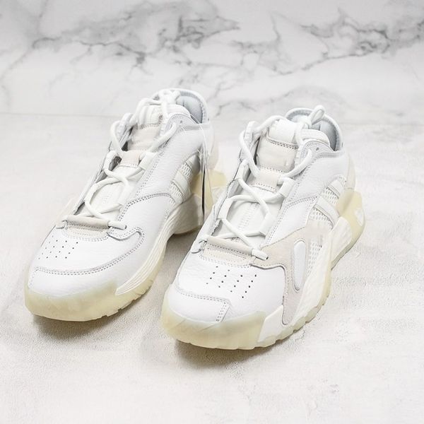 low selling white 700 streetball lightstrike casual shoes men women fashion shoes designer women schoenen size 40-45, Black
low selling white 700 streetball lightstrike casual shoes men women fashion shoes designer women schoenen size 40-45, Black