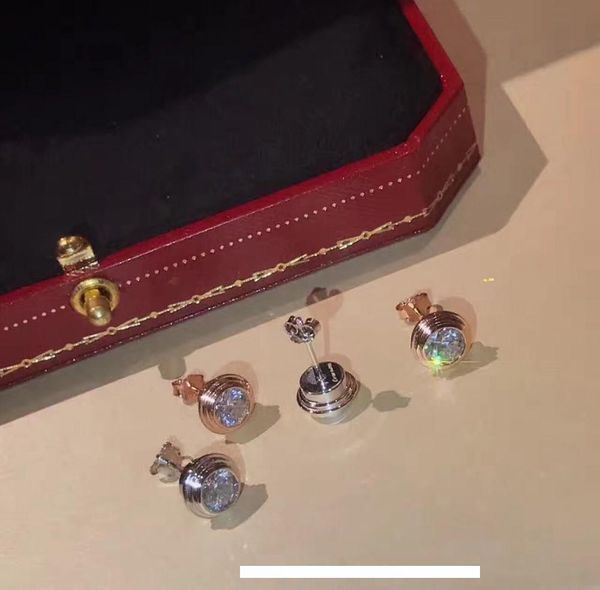 women's jewelry 2019 fashion trend two carats round diamondsby earrings, Golden;silver
women's jewelry 2019 fashion trend two carats round diamondsby earrings, Golden;silver