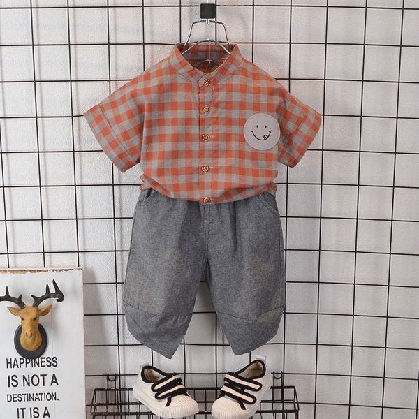2020 korean style summer clothes boy sticker smiling face plaid sticker shirt set children's handsome short-sleeved shirt
2020 korean style summer clothes boy sticker smiling face plaid sticker shirt set children's handsome short-sleeved shirt