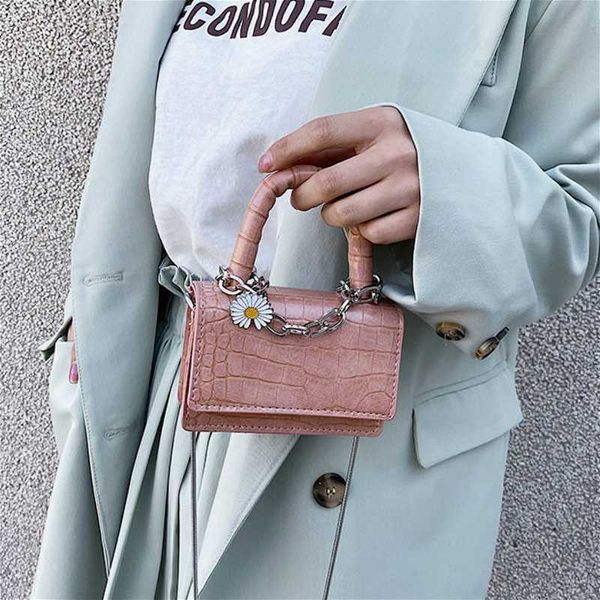 crocodile pattern ladies small handbags fashion daisy chains women mini crossbody bags designer party clutch purse girls flap
crocodile pattern ladies small handbags fashion daisy chains women mini crossbody bags designer party clutch purse girls flap