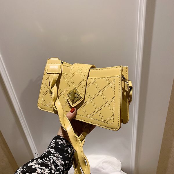 french texture women 2020 new shoulder simple fashion shoulder fashion bag all-match armpit leggings bag, White
french texture women 2020 new shoulder simple fashion shoulder fashion bag all-match armpit leggings bag, White