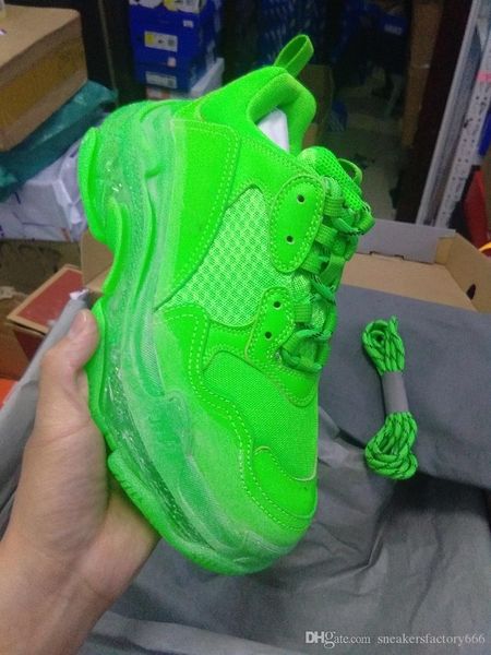 new released fashion paris 17fw triple-s sports shoes triple s men and women casual dad shoes women triple green ceahp sports shoes
new released fashion paris 17fw triple-s sports shoes triple s men and women casual dad shoes women triple green ceahp sports shoes