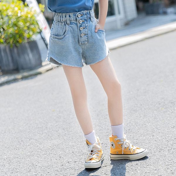 girls beach loose western style denim shorts shorts 2020 new pants children's casual all-match five-point pants, Blue
girls beach loose western style denim shorts shorts 2020 new pants children's casual all-match five-point pants, Blue