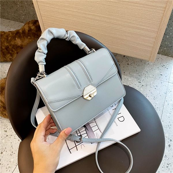 embroidery crossbody bags for women 2020 chain handbag small bag pu leather hand bag ladies designer evening bags with handle
embroidery crossbody bags for women 2020 chain handbag small bag pu leather hand bag ladies designer evening bags with handle