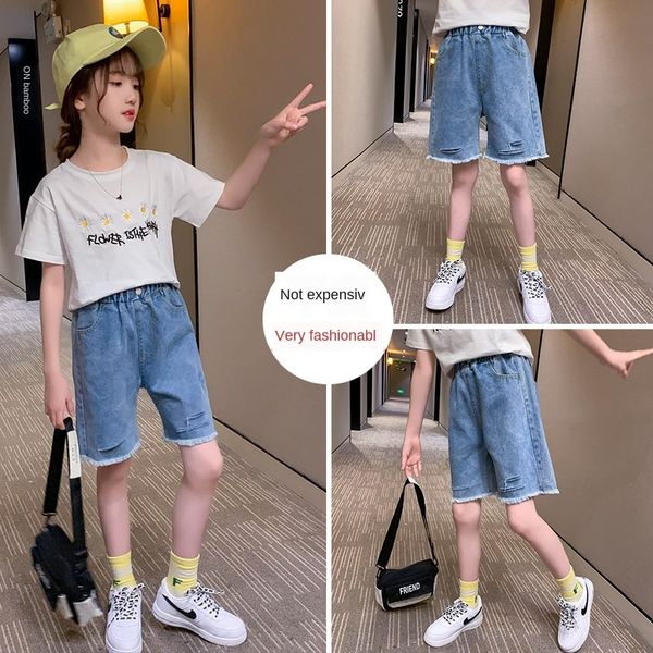 nmlyi girls' denim shorts 2020 fashion new medium shorts and jeans and large children's foreign style children's hole five-po, Blue
nmlyi girls' denim shorts 2020 fashion new medium shorts and jeans and large children's foreign style children's hole five-po, Blue