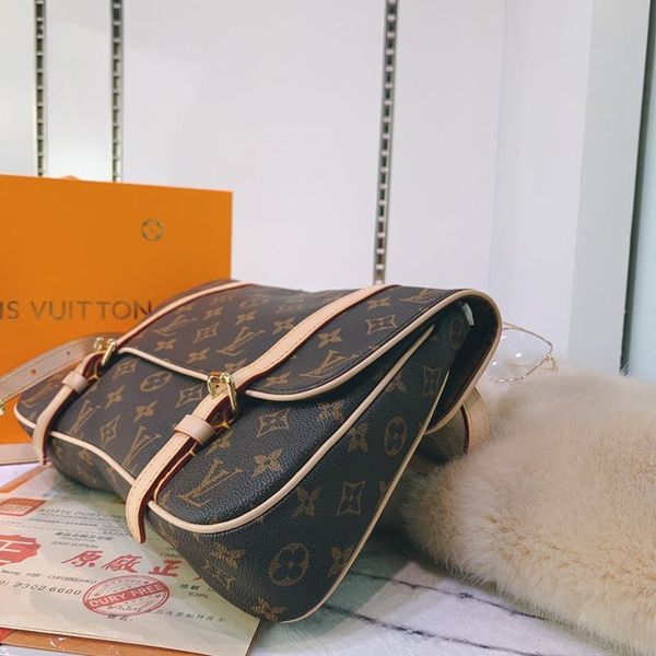 новое прибытие женщин мужские сумки рюкзаки vintage design crossbody сумки lady кожа сумка мужчины женщины сумка сумки рюкзак корабль падени
новое прибытие женщин мужские сумки рюкзаки vintage design crossbody сумки lady кожа сумка мужчины женщины сумка сумки рюкзак корабль падени