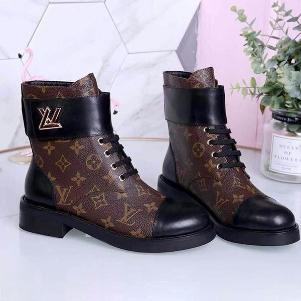 2020 new women martin shoes casual boots winter warm lace -up women ankle boots leather botas mujer luxury design motorcycle bottes femm, Black 
2020 new women martin shoes casual boots winter warm lace -up women ankle boots leather botas mujer luxury design motorcycle bottes femm, Black