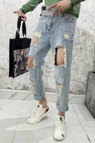 south korean version of the knee big hole jeans nine-quarter pants loose straight personality beggar pants summer men's ins wash, Blue
south korean version of the knee big hole jeans nine-quarter pants loose straight personality beggar pants summer men's ins wash, Blue