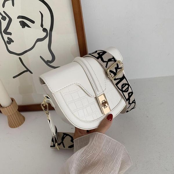 ins saddle bag designer women shoulder bags wide shoulder straps small crossbody fashion travel bag
ins saddle bag designer women shoulder bags wide shoulder straps small crossbody fashion travel bag