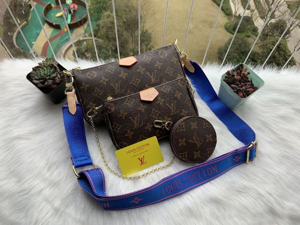 pu leather designer handbag 3pcs in one set women shoulder bag cross body coin purse wholesale gift sale
pu leather designer handbag 3pcs in one set women shoulder bag cross body coin purse wholesale gift sale