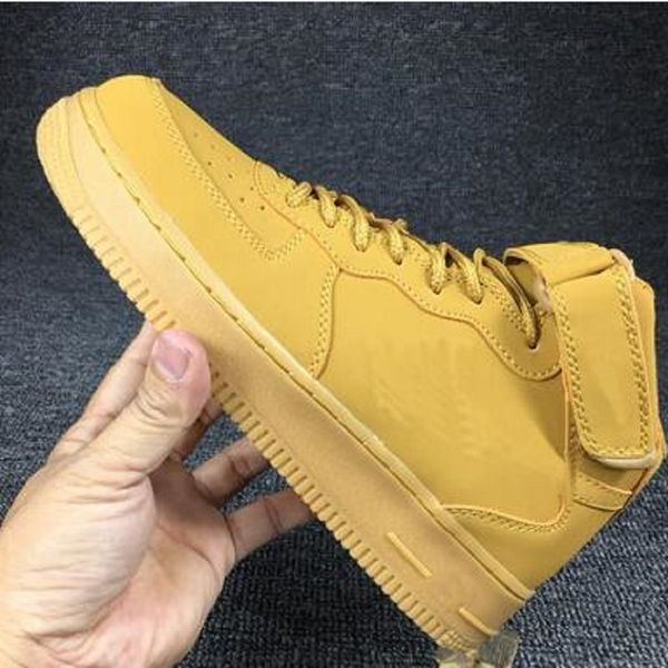 2020 skateboard shoes sports marque one 1 dunk white men's and women's sports shoe running shoes size: 36-45
2020 skateboard shoes sports marque one 1 dunk white men's and women's sports shoe running shoes size: 36-45