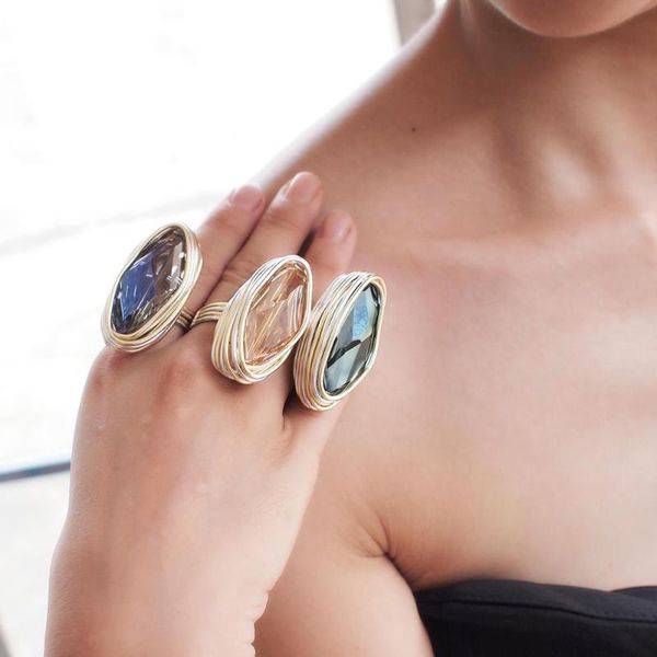 manilai handmade metal wire big crystal rings for women bohemian statement jewelry finger rings wedding accessories 2020, Golden;silver
manilai handmade metal wire big crystal rings for women bohemian statement jewelry finger rings wedding accessories 2020, Golden;silver