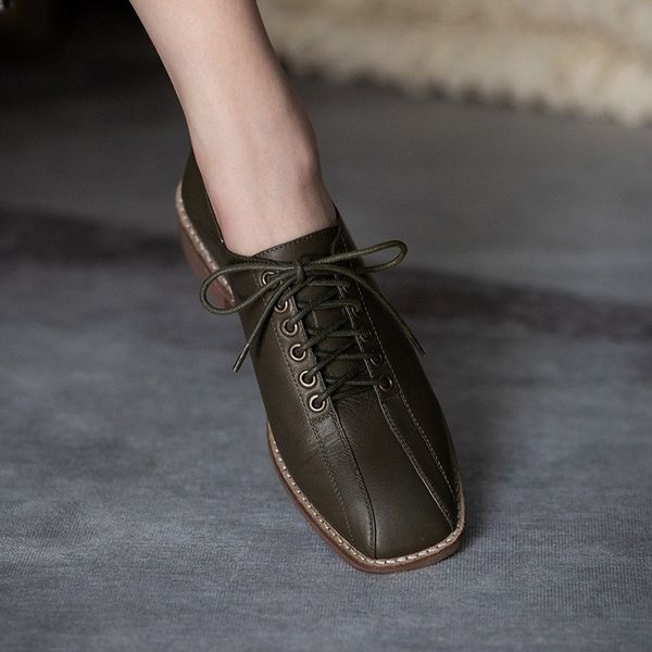 2020 autumn new chunky square head deep-mouth thin shoes women's leather plus-sized lace-up low heel, Black
2020 autumn new chunky square head deep-mouth thin shoes women's leather plus-sized lace-up low heel, Black