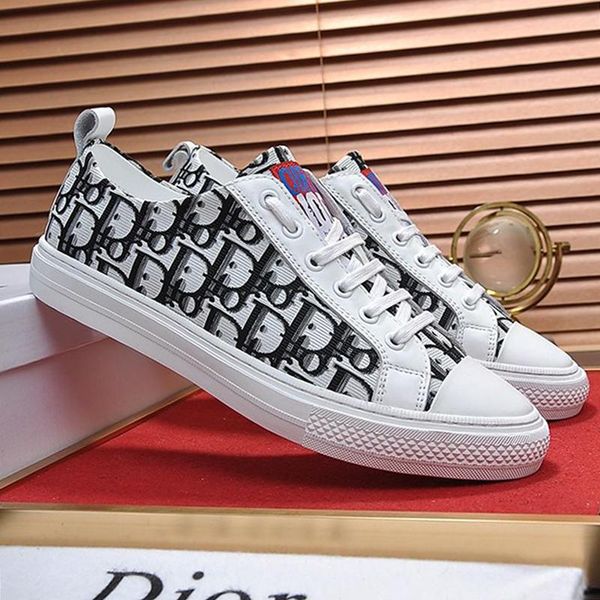 men 's shoes plus size soft breathable outdoor walking sports lace -up comfortable men shoes chunky sneakers zapatos de h
men 's shoes plus size soft breathable outdoor walking sports lace -up comfortable men shoes chunky sneakers zapatos de h