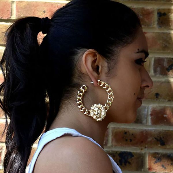 fashion creative geometric retro large stud earrings for women girls lion face temperament gold round earring party jewelry, Golden;silver
fashion creative geometric retro large stud earrings for women girls lion face temperament gold round earring party jewelry, Golden;silver