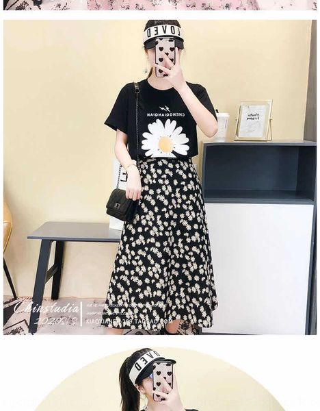 young women's summer 2020 new high waist umbrella slim umbrella short skirt chiffon floral skirt mid-length daisy fashion, Black
young women's summer 2020 new high waist umbrella slim umbrella short skirt chiffon floral skirt mid-length daisy fashion, Black