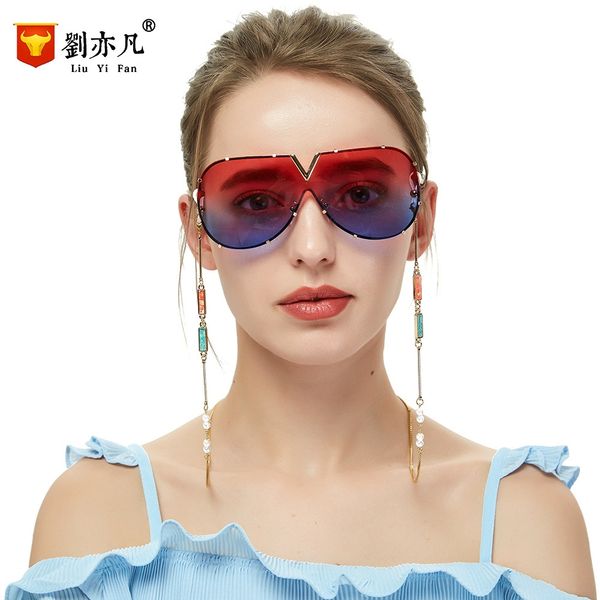 glasses chain women's glasses pearl pearl luo lita internet celebrity decorative chain children's lanyard trendsetter (long pearl, Blue
glasses chain women's glasses pearl pearl luo lita internet celebrity decorative chain children's lanyard trendsetter (long pearl, Blue