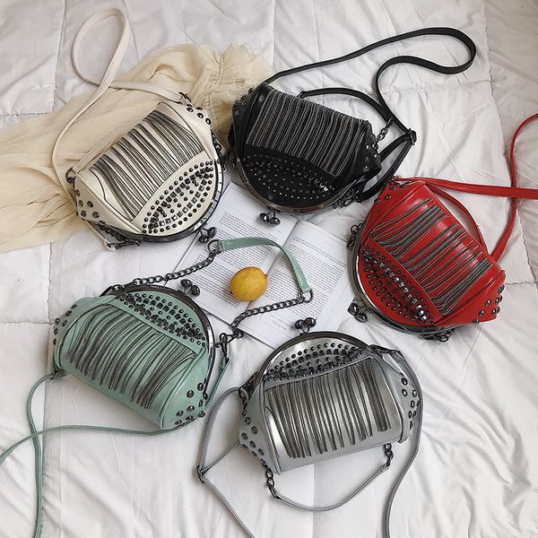 rock punk style women bag pu leather handbag with rivet and tassel purse women's shoulder bags chain small cross body bag 2020
rock punk style women bag pu leather handbag with rivet and tassel purse women's shoulder bags chain small cross body bag 2020