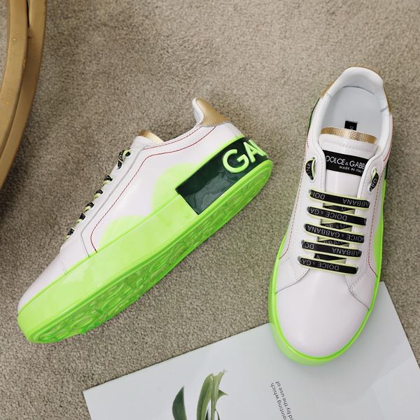 2020z new trend hand-painted doodle leather party casual shoes outdoor men and women sports shoes wild couple shoes, size 35-45, Black
2020z new trend hand-painted doodle leather party casual shoes outdoor men and women sports shoes wild couple shoes, size 35-45, Black