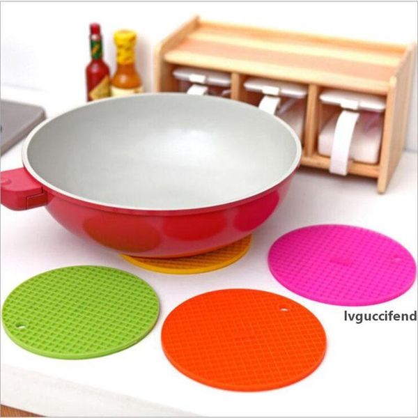 eco-friendly table mats non-slip heat resistant mat coaster cushion placemat pot holder table silicone mat kitchen accessories
eco-friendly table mats non-slip heat resistant mat coaster cushion placemat pot holder table silicone mat kitchen accessories
