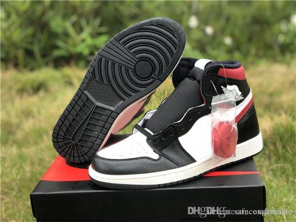 2019 est air og high 1 black gym red 1s white sail retro men basketball shoes authentic sports sneakers 555088-061 with original box
2019 est air og high 1 black gym red 1s white sail retro men basketball shoes authentic sports sneakers 555088-061 with original box