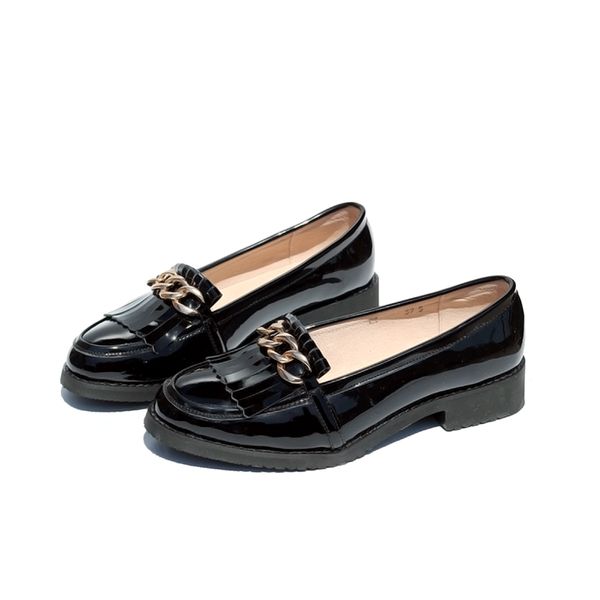 spring/autumn patent leather flats shoes women metal button women's slip-on shoes moccasin tassel black loafers women 2020 new
spring/autumn patent leather flats shoes women metal button women's slip-on shoes moccasin tassel black loafers women 2020 new