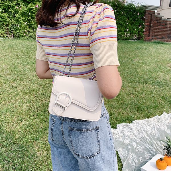 2020 new shoulder bag women's casual fashion korean chain round buckle crossbody small square bag
2020 new shoulder bag women's casual fashion korean chain round buckle crossbody small square bag