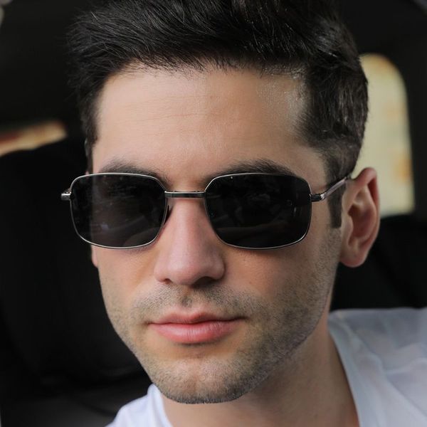 men pchromic foldable sunglasses with polarized lens metal frame discolor goggles protection anti-fatigue eyewear, White;black 
men pchromic foldable sunglasses with polarized lens metal frame discolor goggles protection anti-fatigue eyewear, White;black