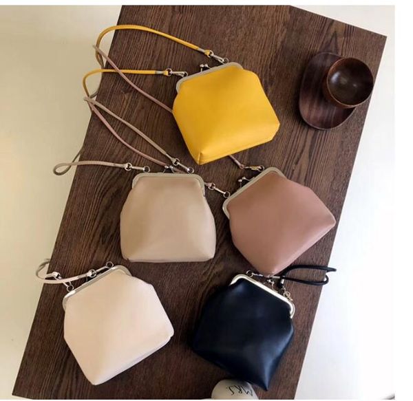 female small bag simple style pu leather clip bag cute messenger shoulder women's cross body colorful r-59856
female small bag simple style pu leather clip bag cute messenger shoulder women's cross body colorful r-59856