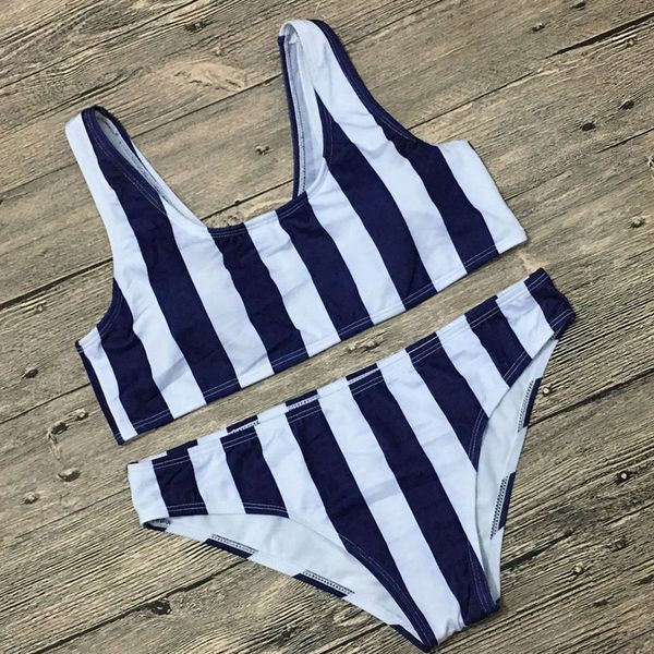 womens striped tankini bikini 2020 beachwear swimsuit push up padded bra spaghetti strap swimwear bathing suit beachwear, White;black
womens striped tankini bikini 2020 beachwear swimsuit push up padded bra spaghetti strap swimwear bathing suit beachwear, White;black
