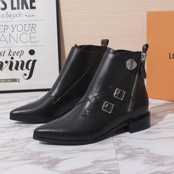 new6 ladies casual boots fashion wild women's boots business work women's shoes original box packaging fast delivery, Black
new6 ladies casual boots fashion wild women's boots business work women's shoes original box packaging fast delivery, Black