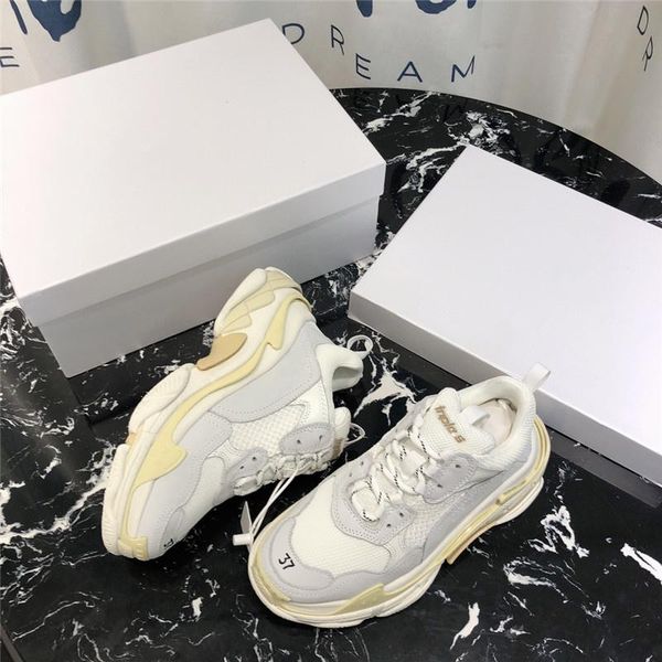 luxury designer sneakers mens chain-linked trainers lightweight womens outdoor runner lovers casual shoes size 35-45 cs07, Black
luxury designer sneakers mens chain-linked trainers lightweight womens outdoor runner lovers casual shoes size 35-45 cs07, Black