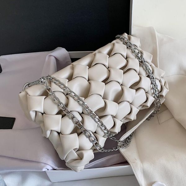 elegant female square weave crossbody bag 2020 fashion new high-quality women's designer handbag chain shoulder messenger bag
elegant female square weave crossbody bag 2020 fashion new high-quality women's designer handbag chain shoulder messenger bag