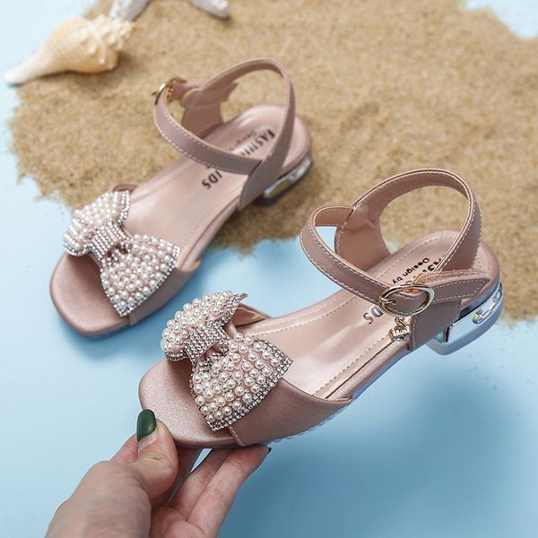 wenzhou female and sandals student princess shoes new girls' sandals fashion soft bottom magic board stage shoes, Black;red
wenzhou female and sandals student princess shoes new girls' sandals fashion soft bottom magic board stage shoes, Black;red