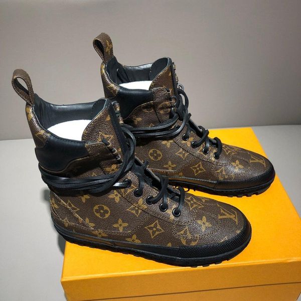 new15 ladies casual boots fashion wild women's shoes thick bottom ladies martin boots original box packaging fast delivery, Black
new15 ladies casual boots fashion wild women's shoes thick bottom ladies martin boots original box packaging fast delivery, Black