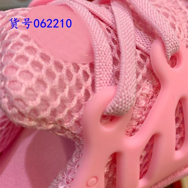 sports net shoes light and comfortable breathable six-color casual shoes for boys and girls 062210, Black
sports net shoes light and comfortable breathable six-color casual shoes for boys and girls 062210, Black