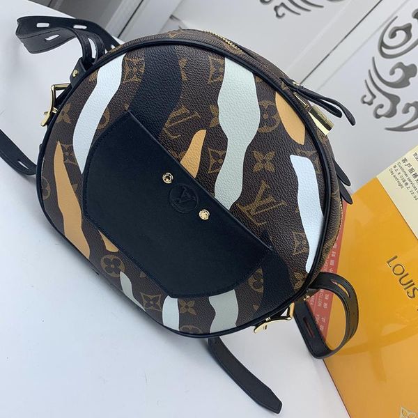 vintage womens bag fast delivery zipper crossbody bag retro trend luxury shoulder bags designer leather ladies bags sac bandouli ère
vintage womens bag fast delivery zipper crossbody bag retro trend luxury shoulder bags designer leather ladies bags sac bandouli ère